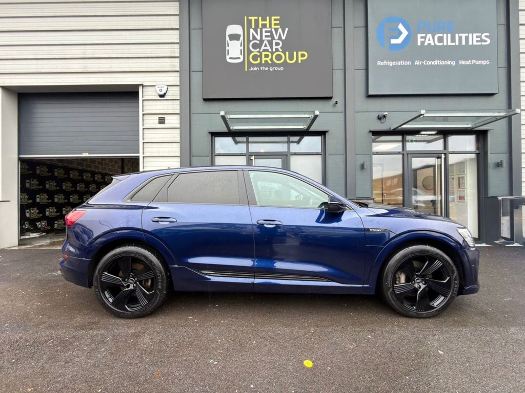 Used Audi e-tron 2022 for sale - 77520621: Photo 9