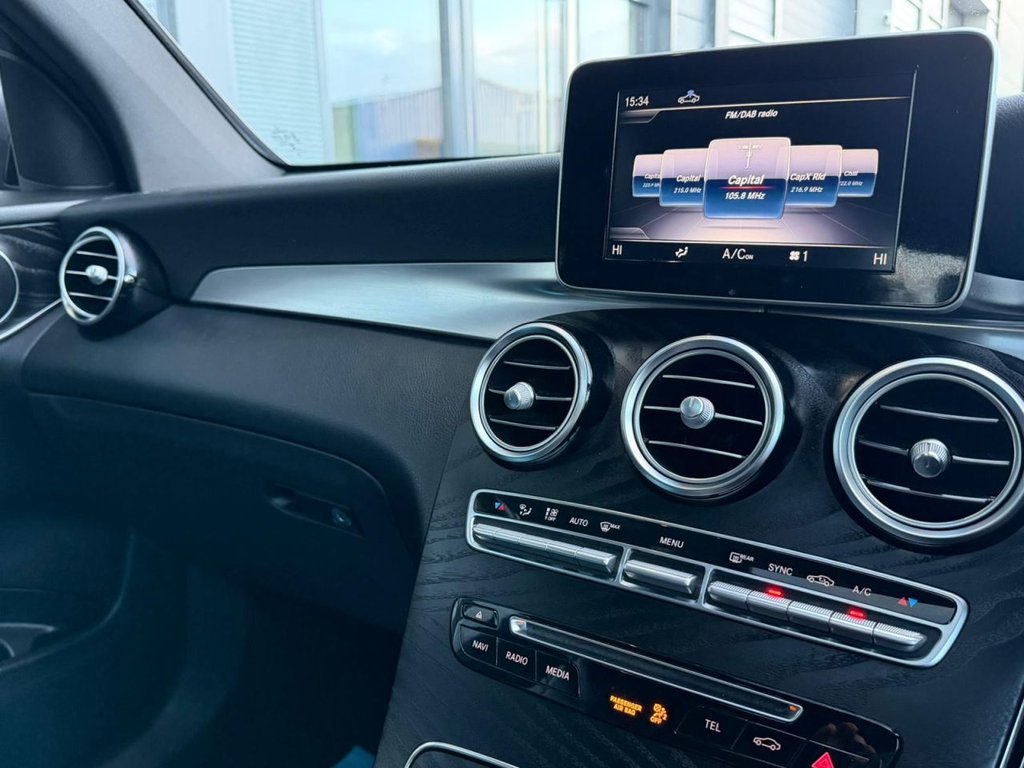 Used Mercedes-Benz GLC 2019 for sale - 77187903: Photo 19