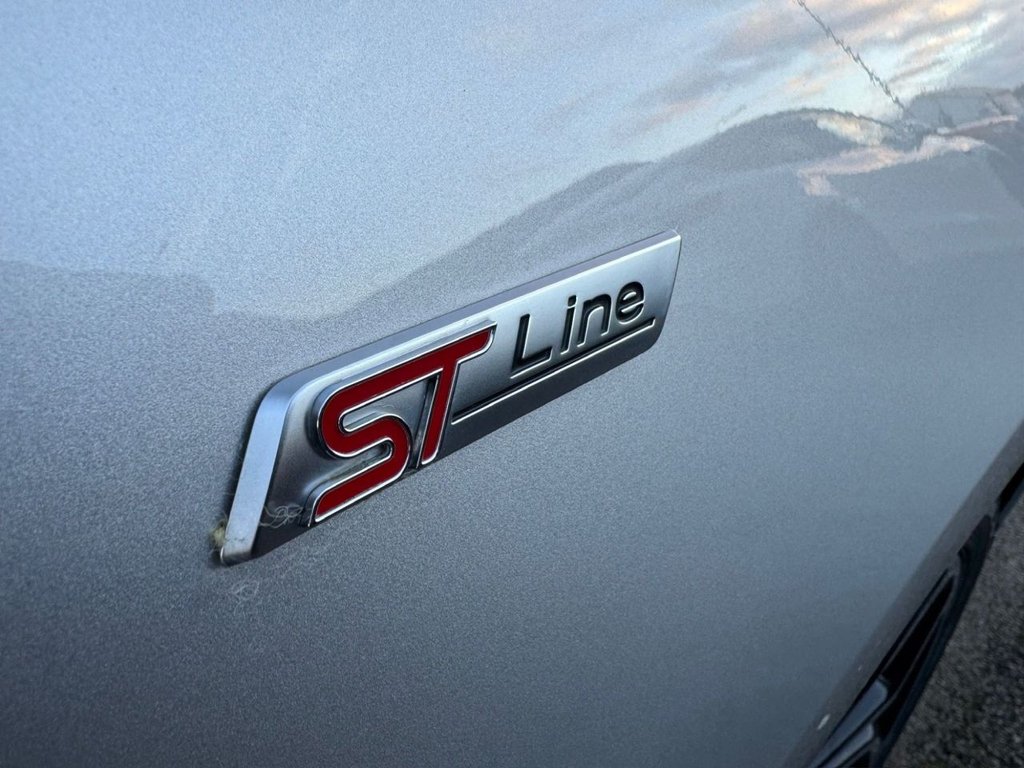 Used Ford Focus 2021 for sale - 76950272: Photo 12