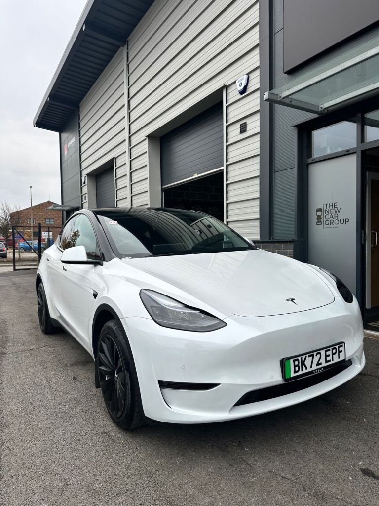 Used Tesla Model Y 2022 for sale - 76279691: Photo 2