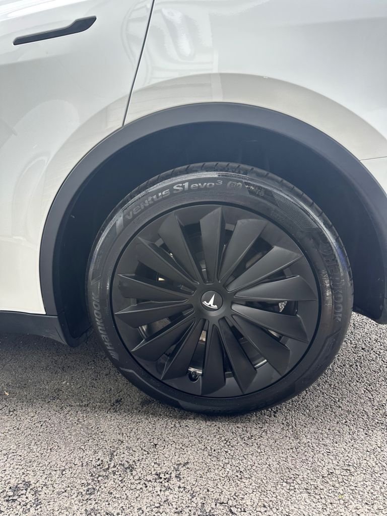 Used Tesla Model Y 2022 for sale - 76279691: Photo 8