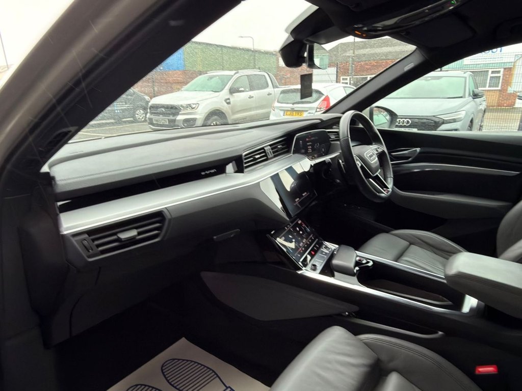 Used Audi e-tron 2020 for sale - 77507159: Photo 25