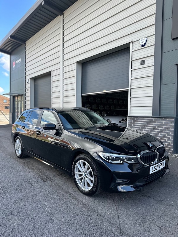 Used BMW 3 Series 2021 for sale - 76223227: Photo 3
