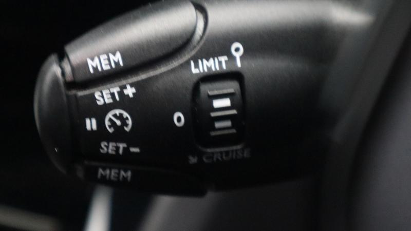 Used Peugeot 2008 2021 for sale - 77117486: Photo 17