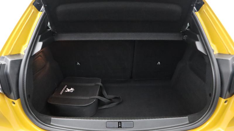 Used Peugeot E-208 2021 for sale - 77116956: Photo 11