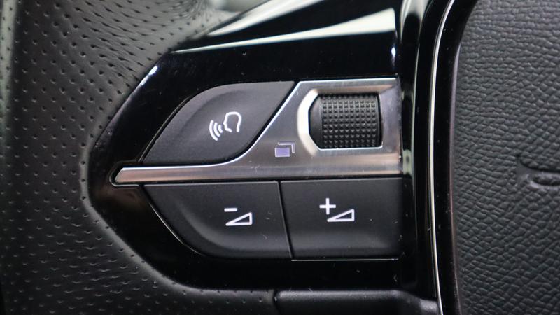 Used Peugeot E-208 2021 for sale - 77116956: Photo 16