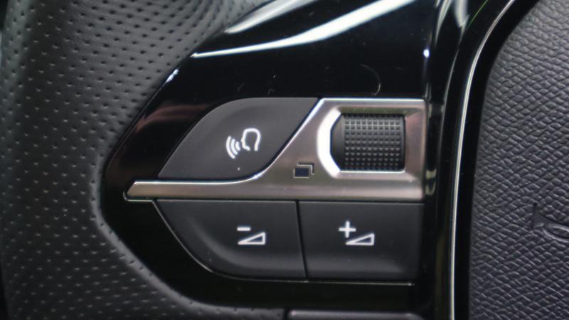 Used Peugeot 2008 2023 for sale - 77532695: Photo 14