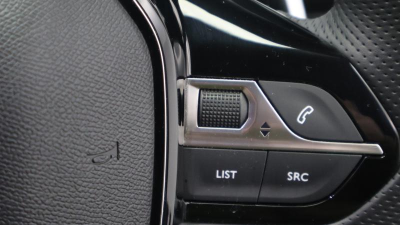 Used Peugeot 2008 2023 for sale - 77532695: Photo 15