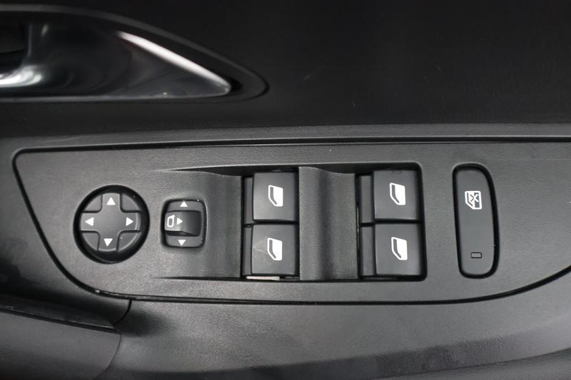 Used Peugeot 2008 2024 for sale - 77198948: Photo 28