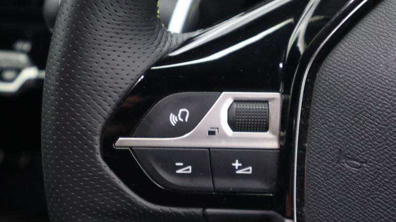 Used Peugeot 2008 2023 for sale - 77532637: Photo 14