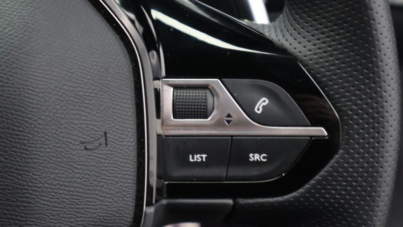 Used Peugeot 2008 2023 for sale - 77532637: Photo 15