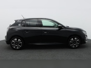 Used Peugeot 208 2023 for sale - 79004335: Photo
