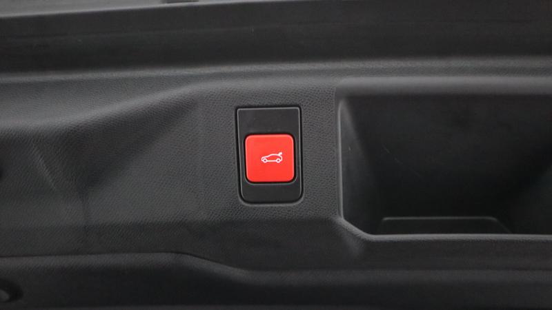 Used Peugeot 5008 2025 for sale - 77918574: Photo 42