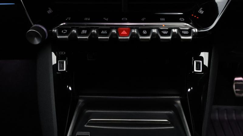 Used Peugeot 2008 2023 for sale - 77117008: Photo 26