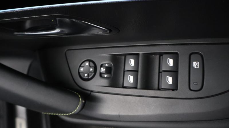 Used Peugeot 2008 2023 for sale - 77117008: Photo 30