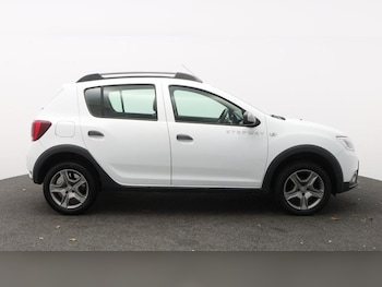 Used Dacia Sandero Stepway 2018 for sale - 78226716: Photo