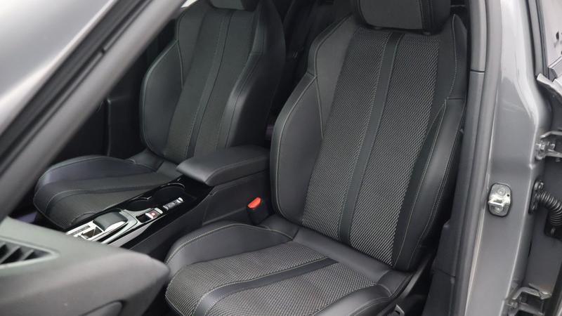 Used Peugeot 2008 2023 for sale - 78048957: Photo 9