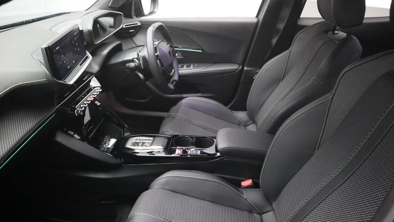 Used Peugeot 2008 2025 for sale - 77718677: Photo 9