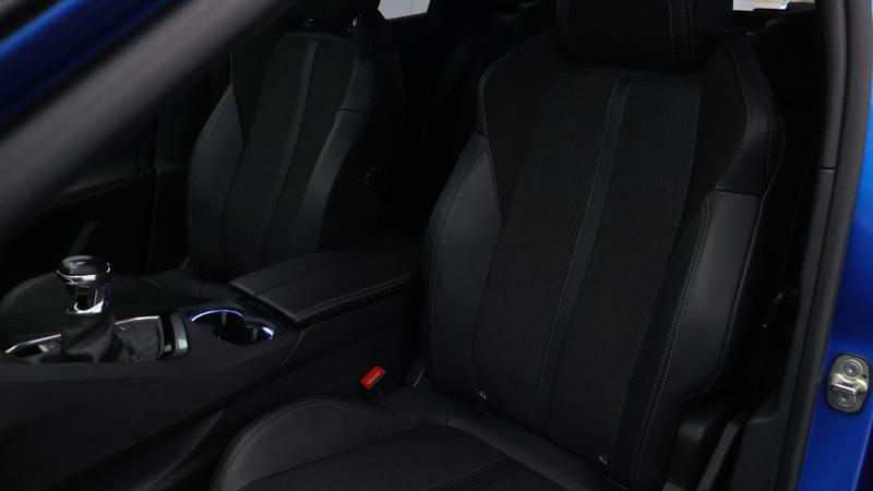 Used Peugeot 3008 2022 for sale - 77117409: Photo 9