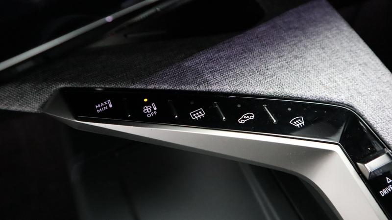 Used Peugeot 3008 2025 for sale - 77116968: Photo 34