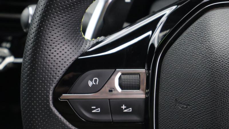 Used Peugeot 2008 2023 for sale - 77532640: Photo 14