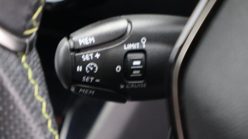 Used Peugeot 2008 2023 for sale - 77532640: Photo 16