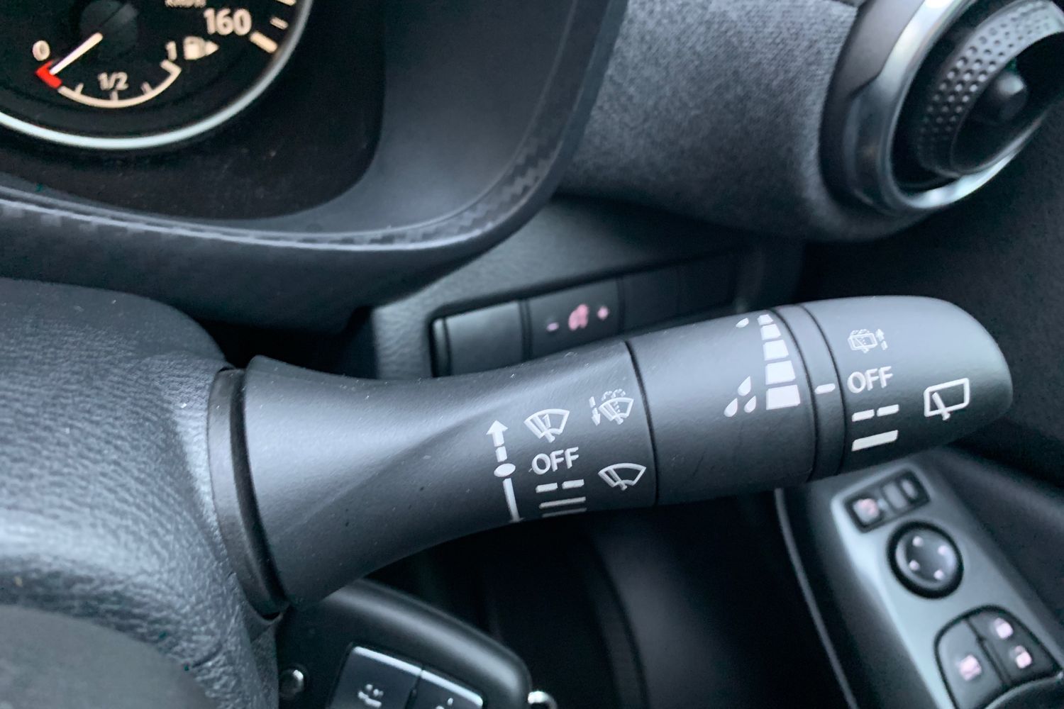 Used Nissan Juke 2024 for sale - 77885320: Photo 28