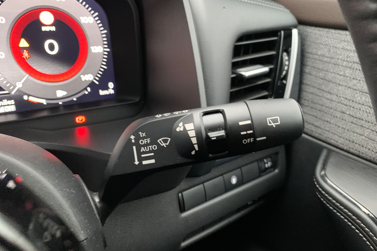 Used Nissan X-Trail 2024 for sale - 77706278: Photo 39