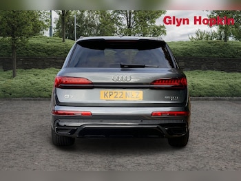Used Audi Q7 2022 for sale - 76116763: Photo