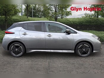 Used Nissan Leaf 2022 for sale - 77198140: Photo