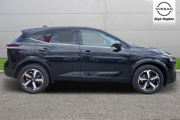 Used Nissan Qashqai 2022 for sale - 75391777: Photo 2