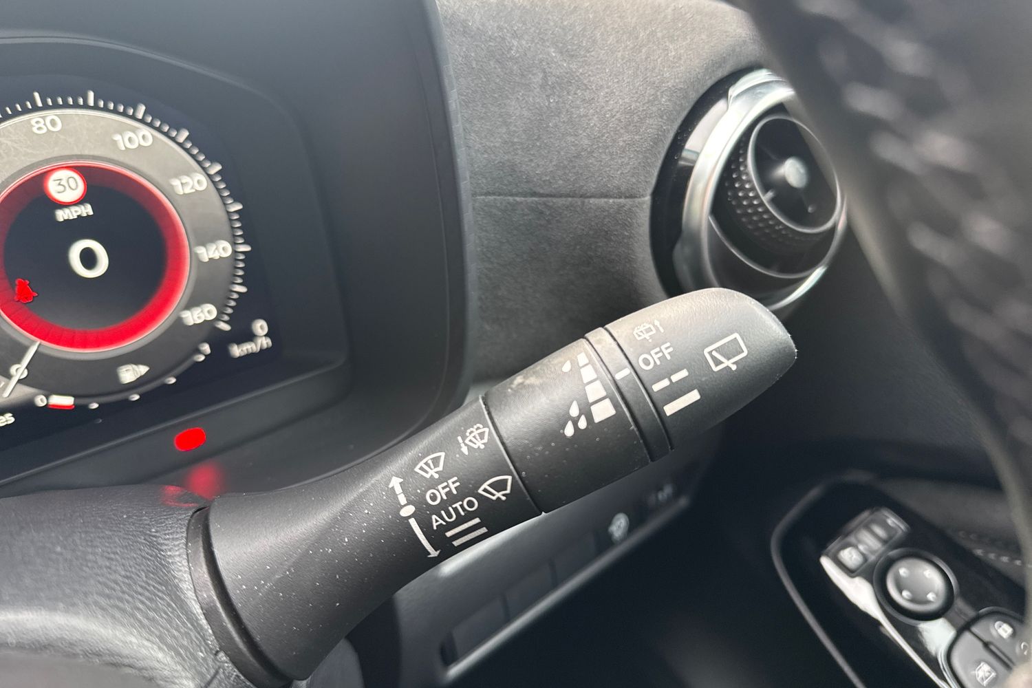 Used Nissan Juke 2025 for sale - 77492644: Photo 37