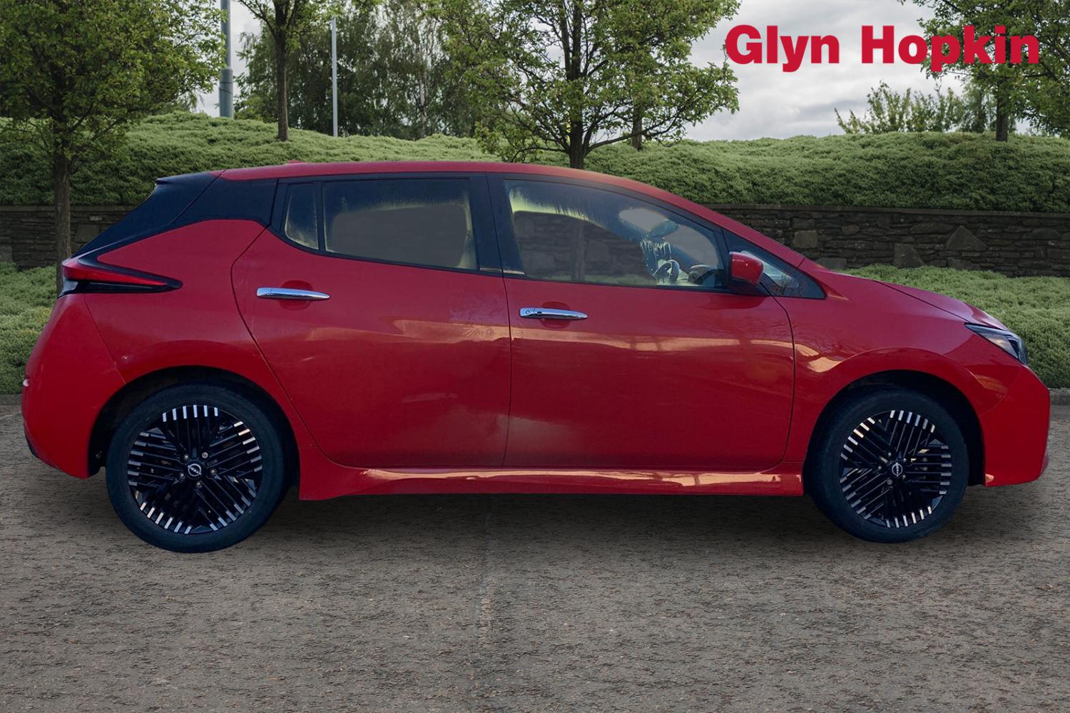 Used Nissan Leaf 2022 for sale - 76302368: Photo 2