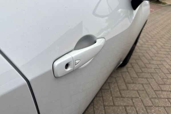 Used Nissan Micra 2021 for sale - 76234056: Photo 28