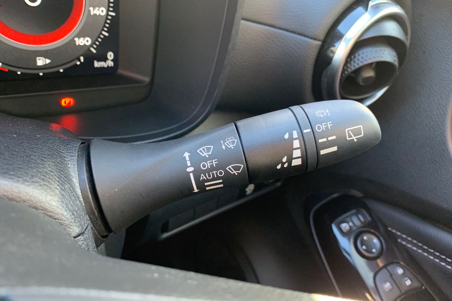 Used Nissan Juke 2024 for sale - 76540092: Photo 28