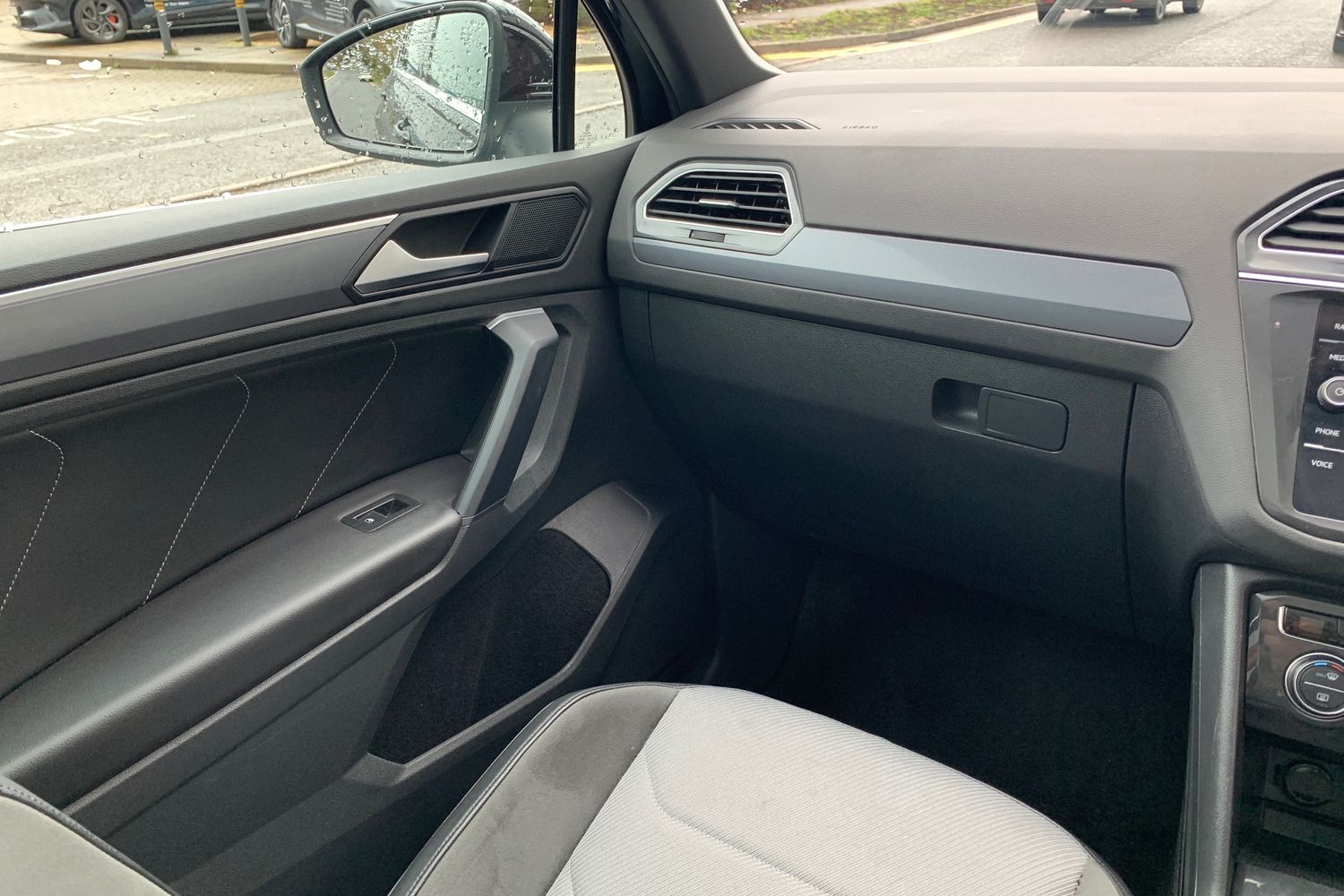 Used Volkswagen Tiguan 2020 for sale - 77499592: Photo 39