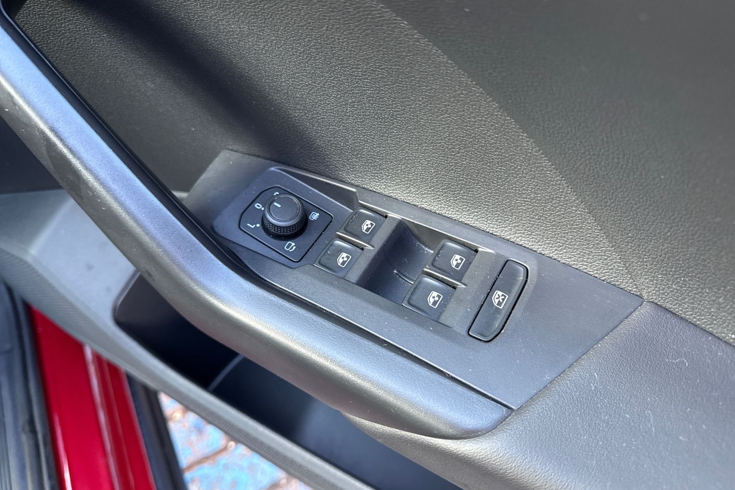 Used Volkswagen T-Cross 2024 for sale - 77685633: Photo 16