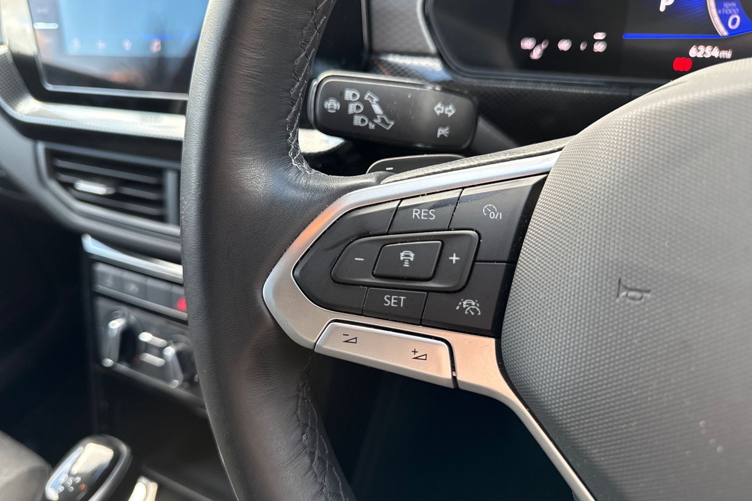 Used Volkswagen T-Cross 2024 for sale - 77685633: Photo 21