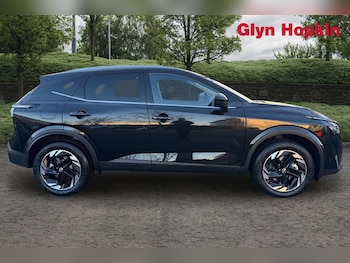 Used Nissan Qashqai 2025 for sale - 77095300: Photo