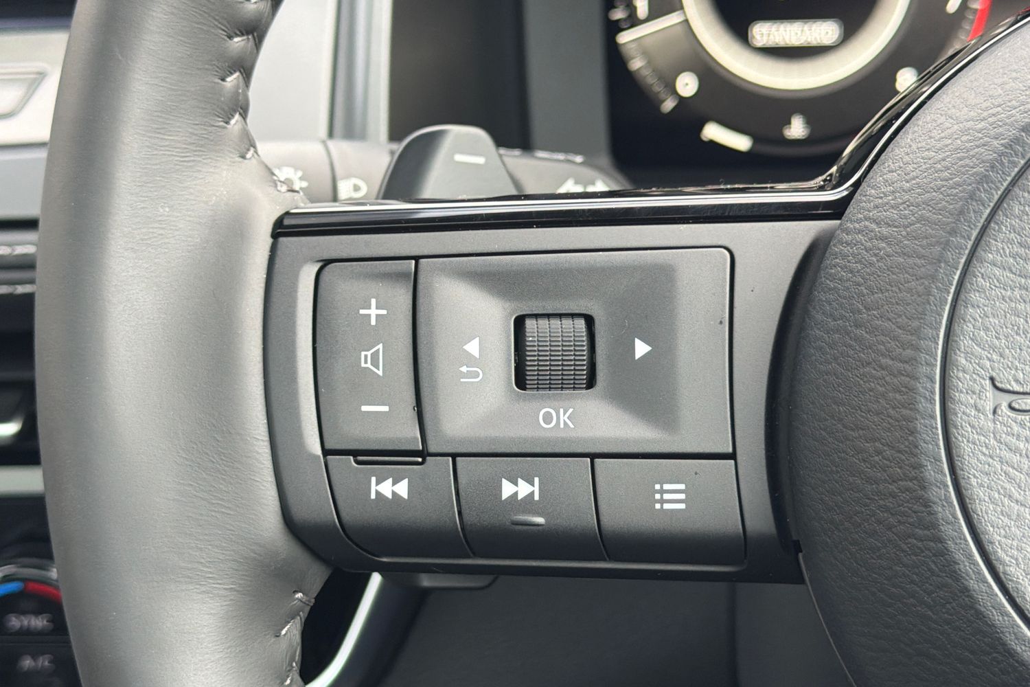 Used Nissan Qashqai 2024 for sale - 77708303: Photo 21