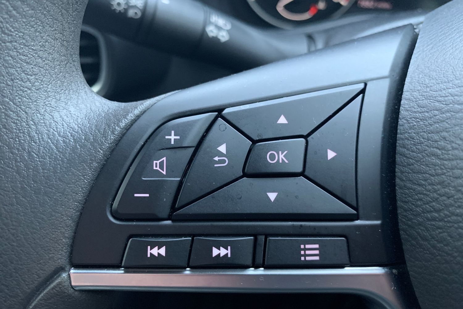 Used Nissan Juke 2024 for sale - 77725959: Photo 21