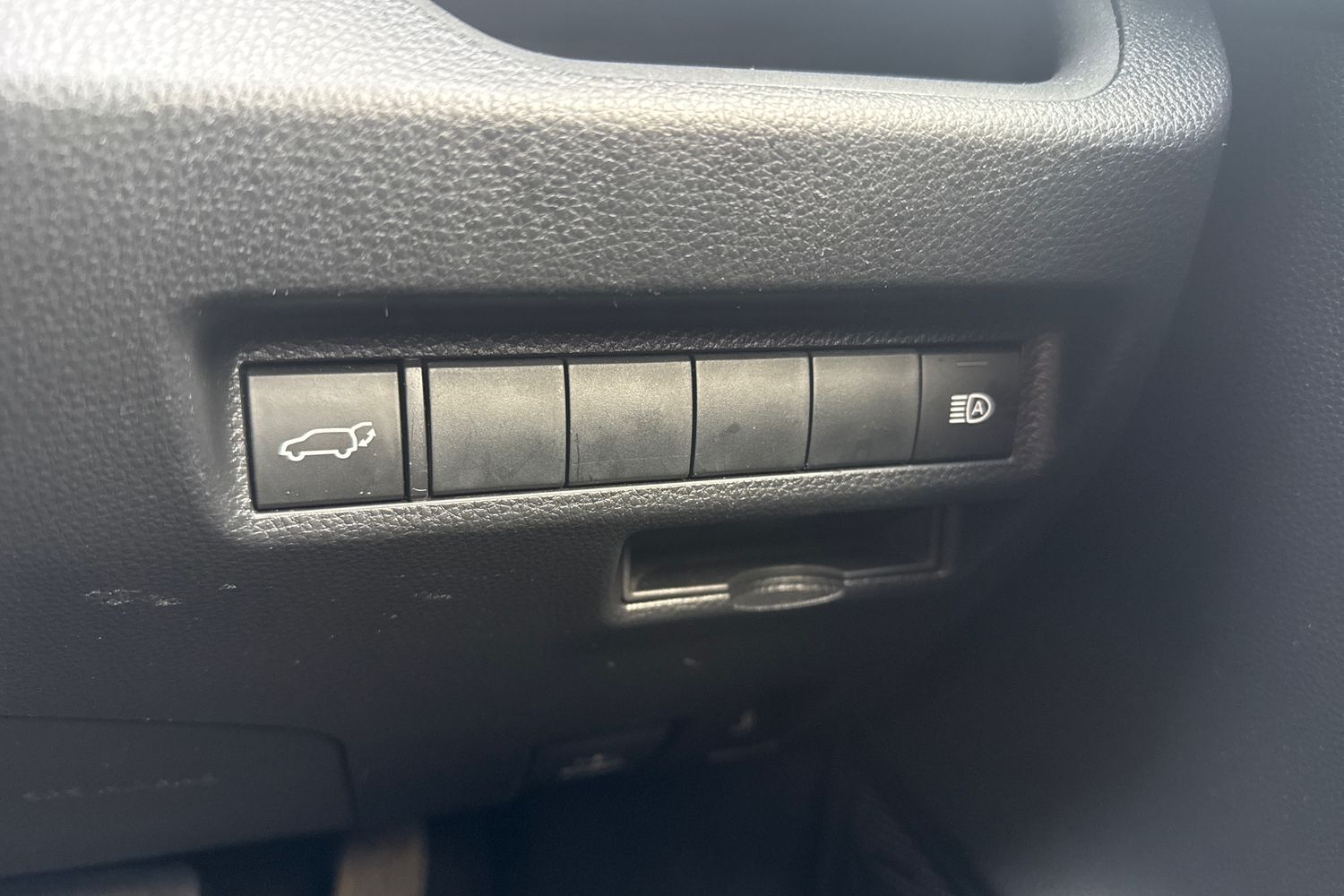 Used Toyota RAV4 2022 for sale - 77492672: Photo 28