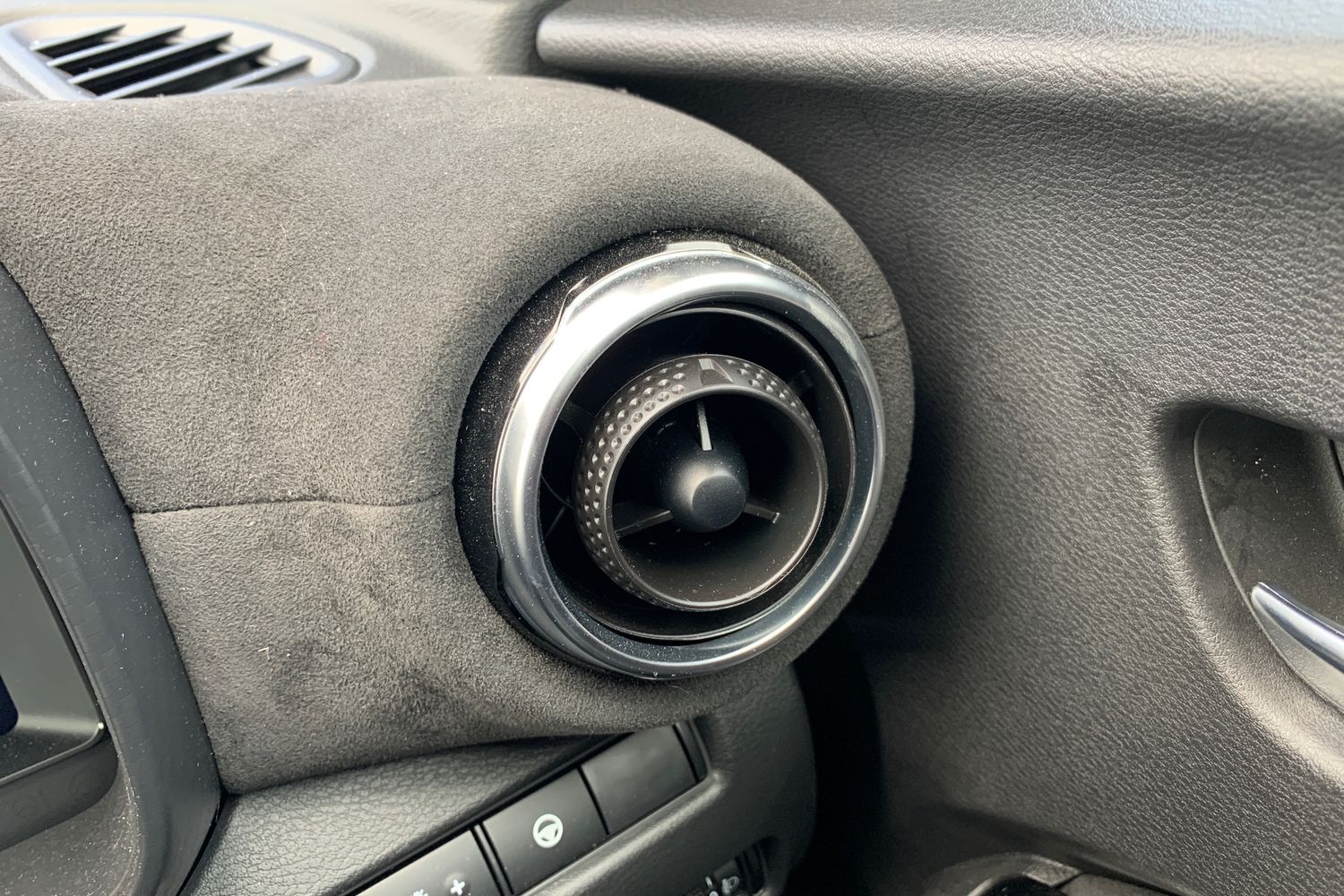 Used Nissan Juke 2024 for sale - 75751385: Photo 26