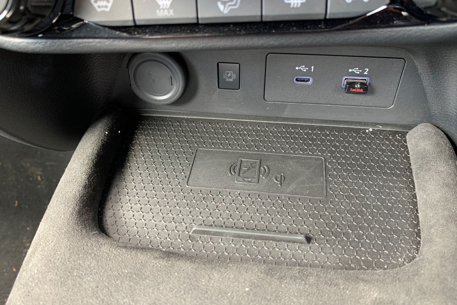 Used Nissan Juke 2024 for sale - 75751385: Photo 31