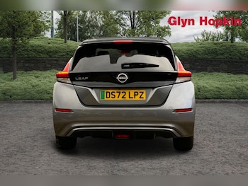 Used Nissan Leaf 2022 for sale - 76400732: Photo