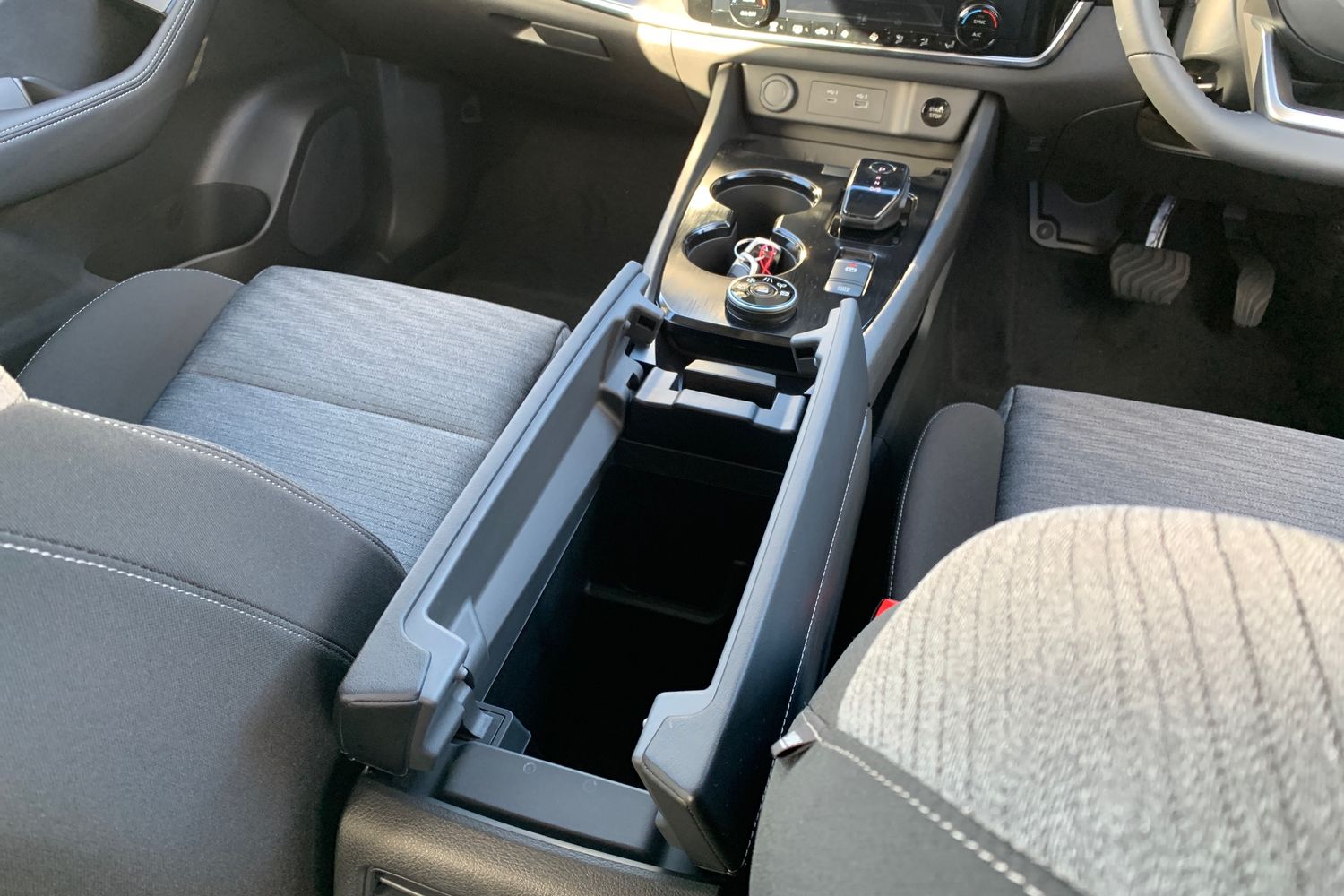 Used Nissan X-Trail 2025 for sale - 77614368: Photo 35