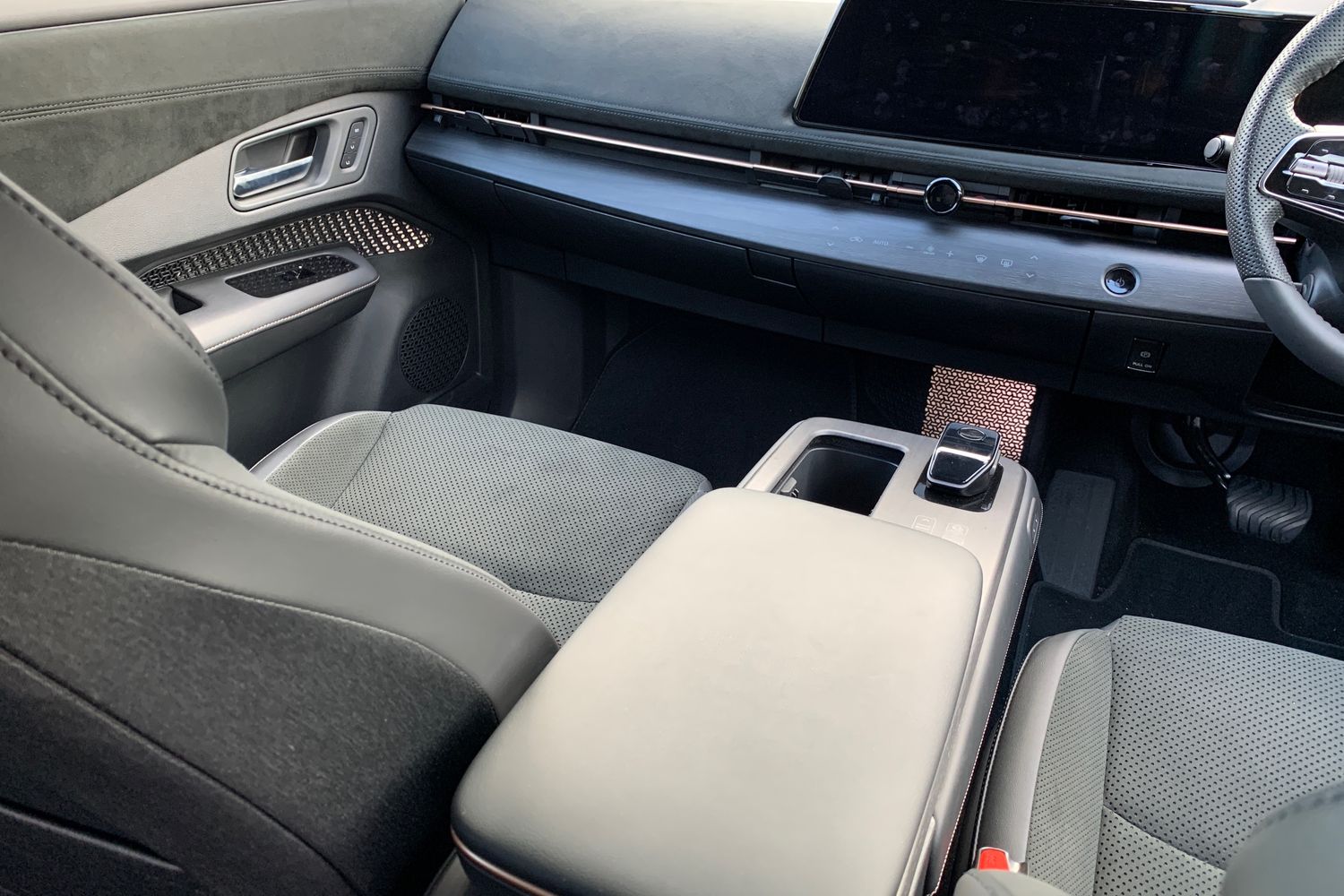 Used Nissan ARIYA 2025 for sale - 77964998: Photo 14