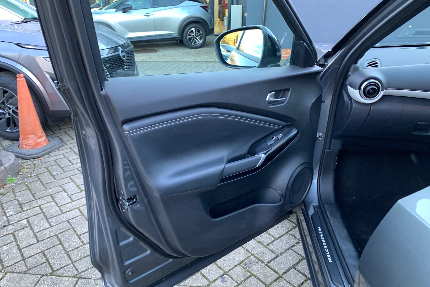 Used Nissan Juke 2022 for sale - 76116889: Photo 41