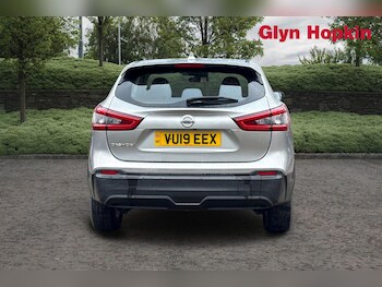 Used Nissan Qashqai 2019 for sale - 76780308: Photo