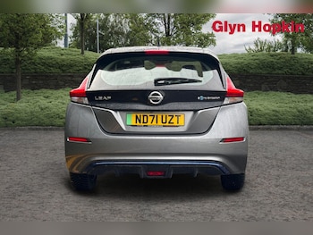 Used Nissan Leaf 2022 for sale - 77198123: Photo